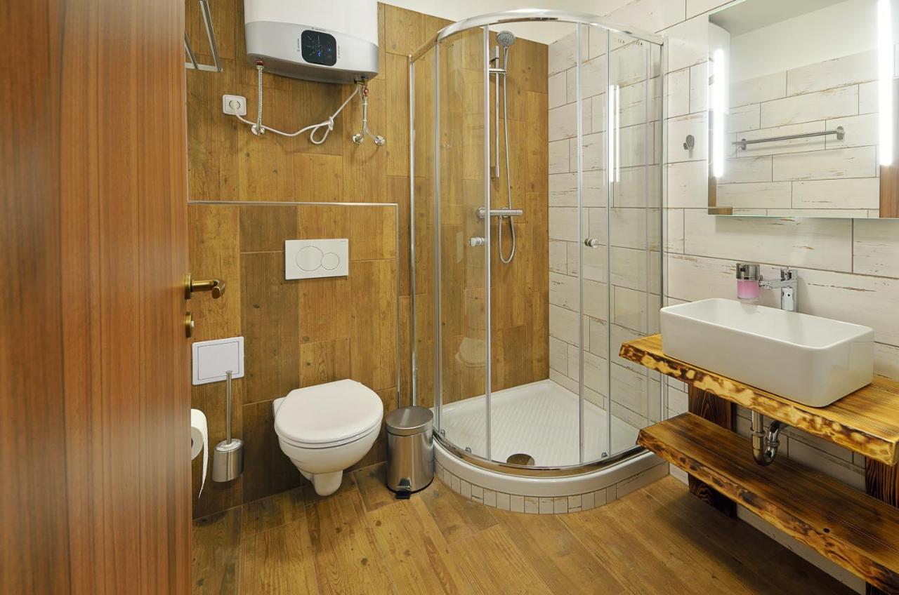 Hotel Penzion Kuzelna Trutnov Exterior foto